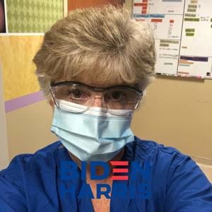 Meet your Posher, Mona